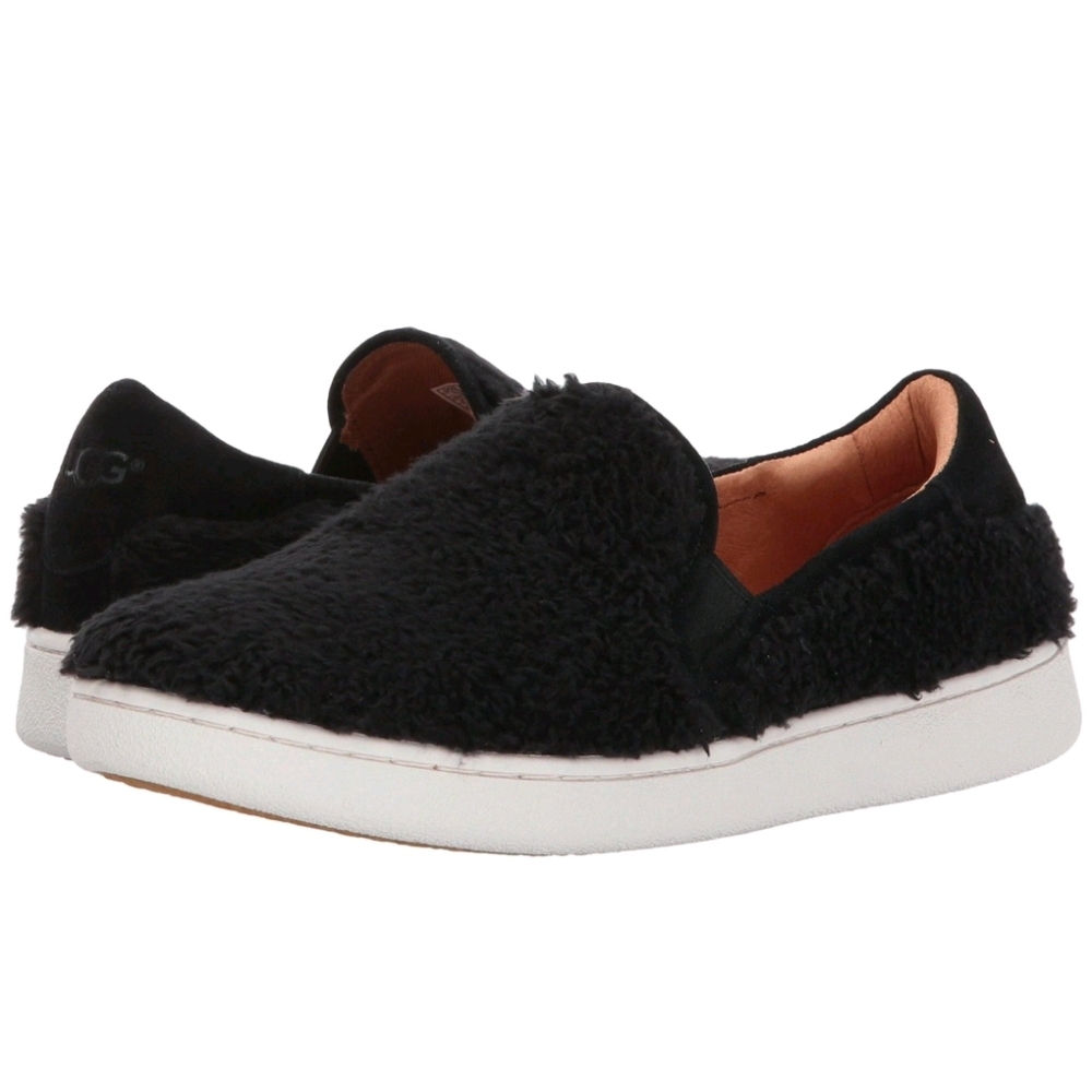 UGG Ricci Plush Slip-On Black Sneaker Women's Size 9